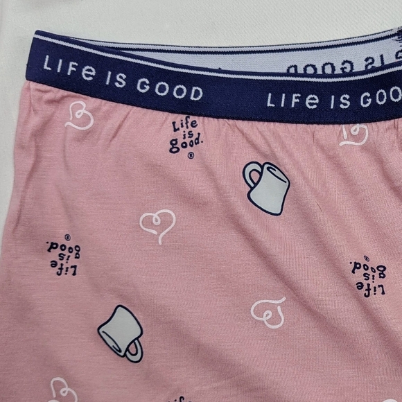Life Is Good PJ Set Short Sleeve Top Shorts Peace & Love Coffee Grey Pink XL NWT - Picture 9 of 12
